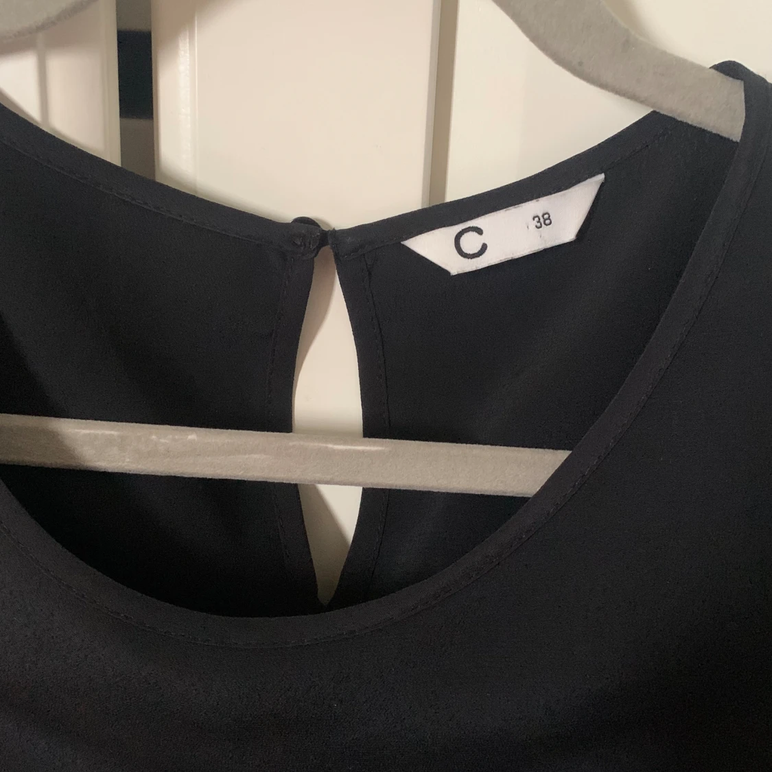 Svart blus med vida ärmar💘 - 91