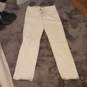 Gina Tricot Jeans - Använda jeans i väldigt bra skick.