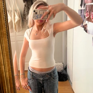 vit topp - söt topp/ t-shirt 