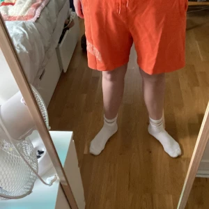Shorts - Ett par fina shorts, inga skador men dem är använda ☀️
