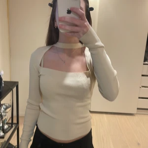 Zara tröja  - Jätte fin långärmad tröja från zara!💕