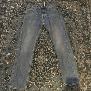 Weekday space - Snygga jeans från weekday, strl 30:32 Weekday space. 