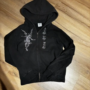 One of one hoodie - One of one hoodie 300kr