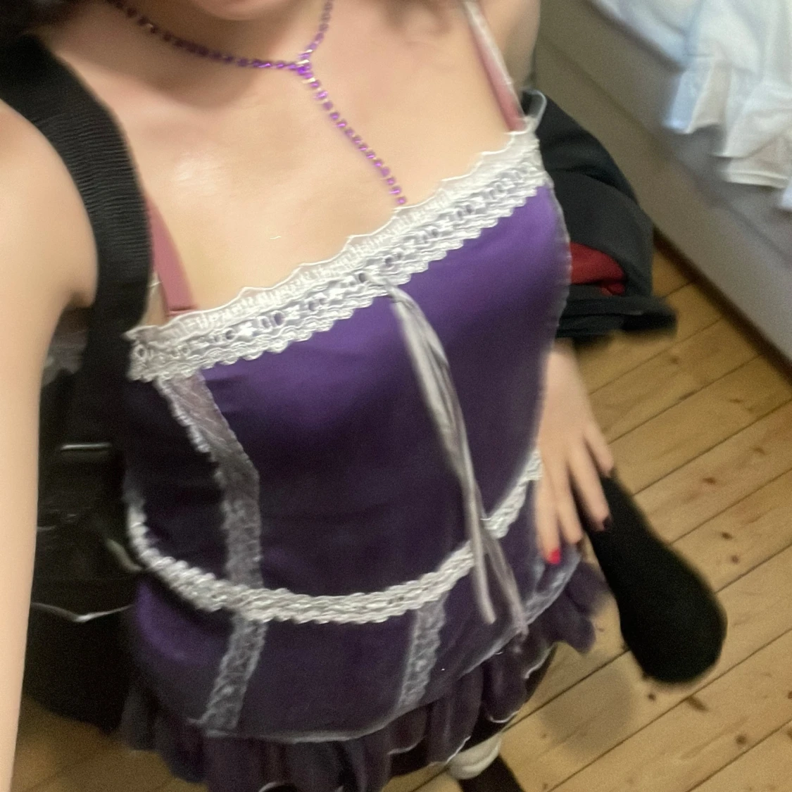 Lila klänning från Chick by Nicky Hilton - 91