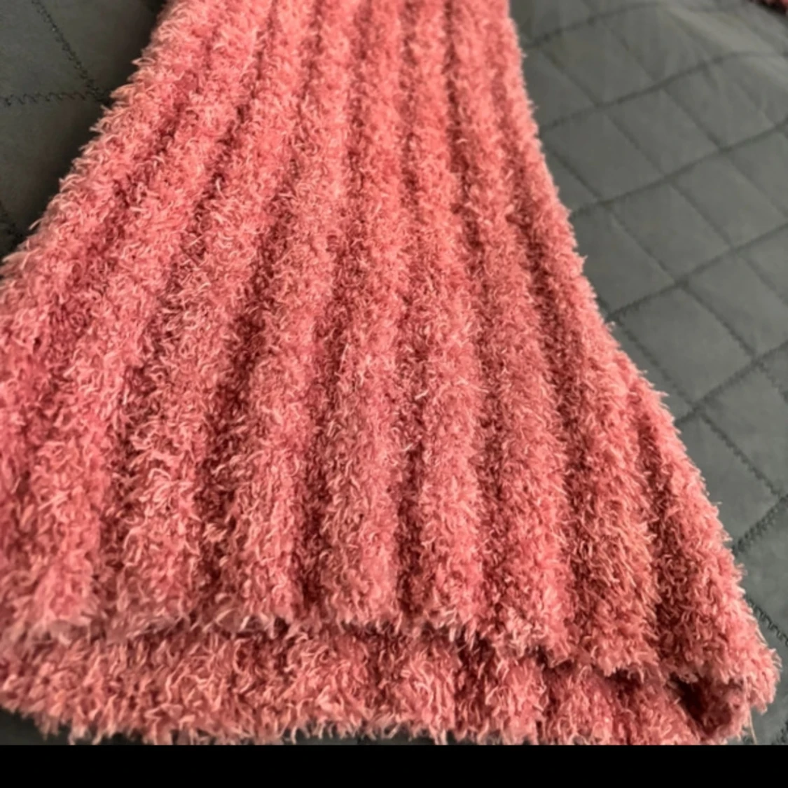 Rosa croppad tröja från NA-KD - 90