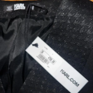 Karl Lagerfeld  - Helt ny Karl Lagerfeld klänning ny priss 4700
