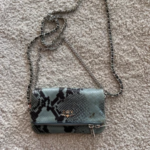 Zadig Voltaire rock nano - Västa från Zadig Voltaire, Rock Nano  Använt skick.  