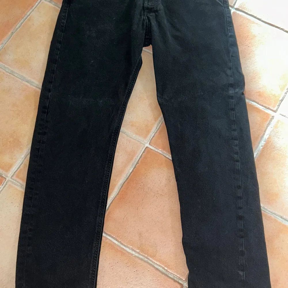 Jack and Jones jeans i modellen Loose/chris Skick 7/10 Sl:32W34L. Jeans & Byxor.