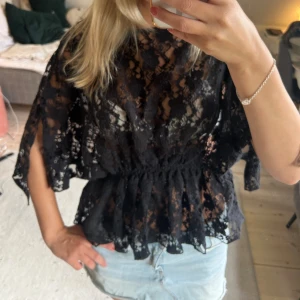 Spets topp - Superfin