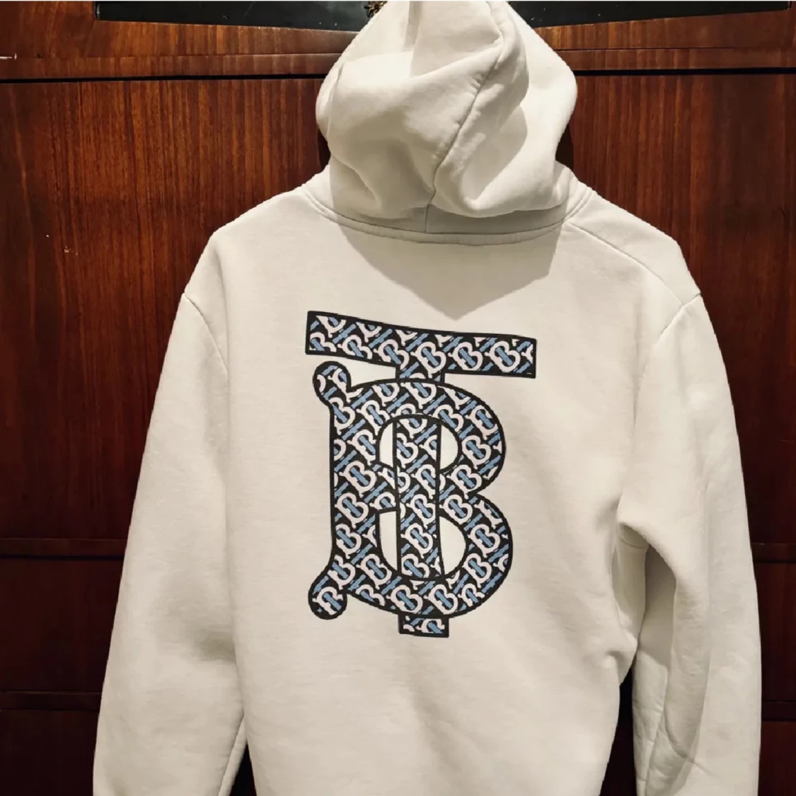 Burberry hoodie  - 90