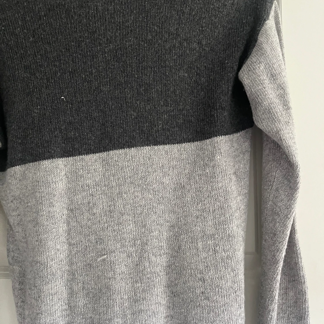 Stickad tröja  - 91