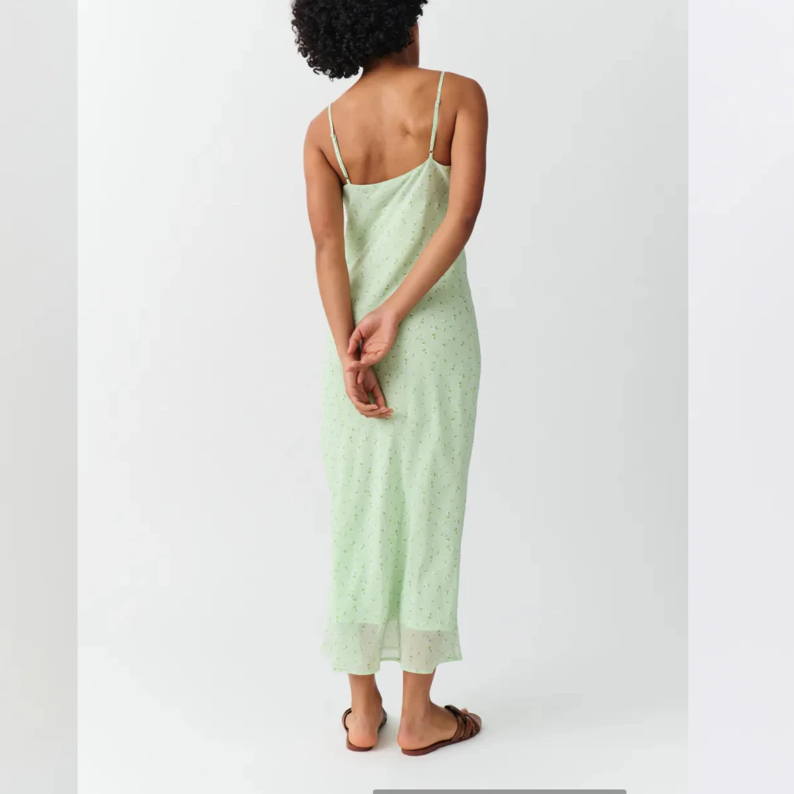 Somrig klänning - 91