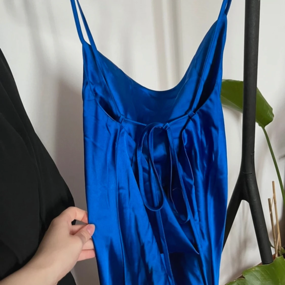 Satin klänning - 91