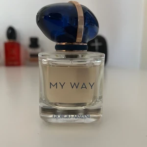 Armani My Way parfym - 30ml och knappt använd, köptes för 1000kr❤️