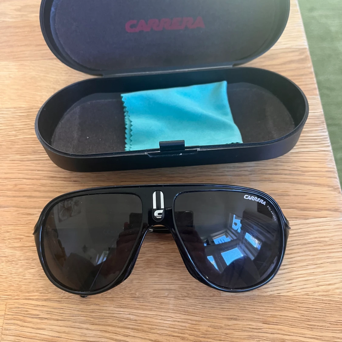 Carrera solglasögon 