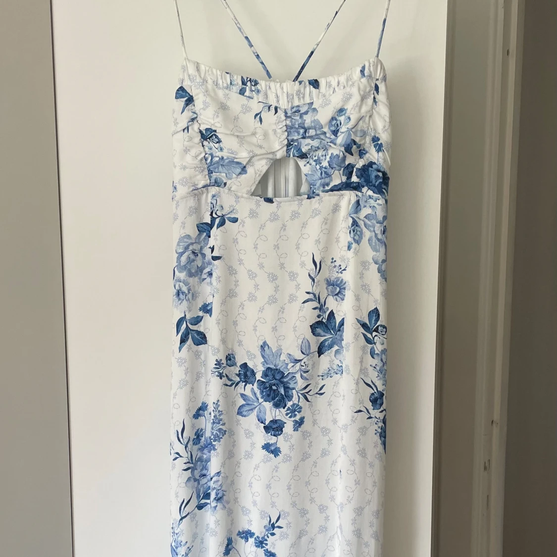 Blommig klänning  - 90