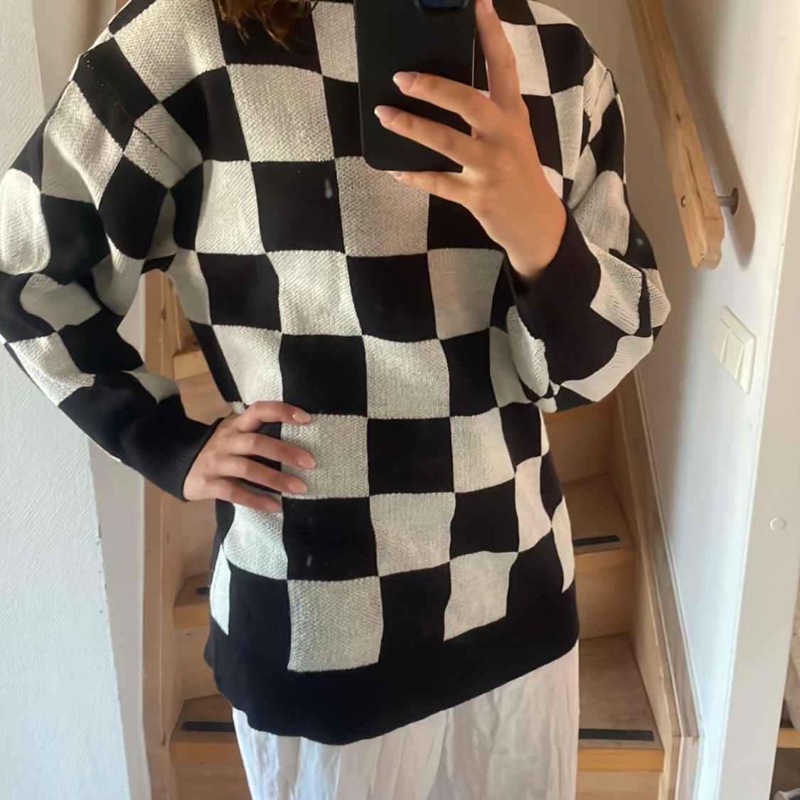 Svart vit lång ärmad - 90