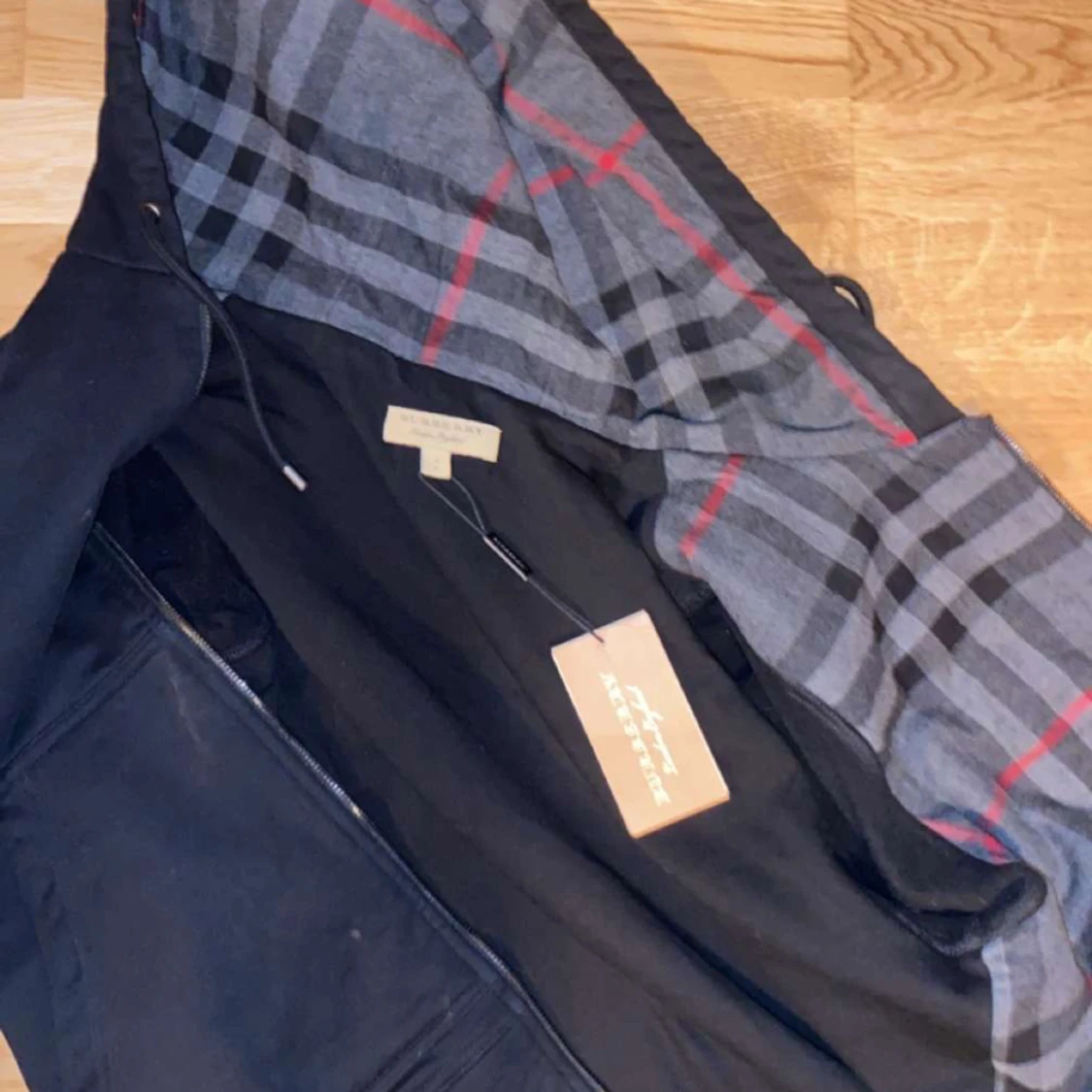 Helt ny burberry kofta - 90