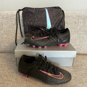 Nike Phantom Ultra Venom FG - Nike Phantom Ultra Venom FG Storlek 42 Pris 1600 kr 