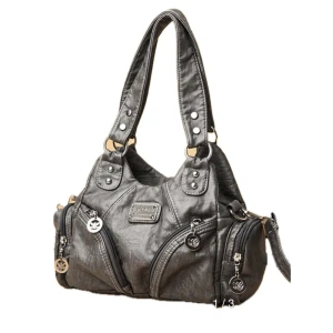 Väska - Säljer denna jätte fina väskan från shein! Är använd men bra skick🌟 