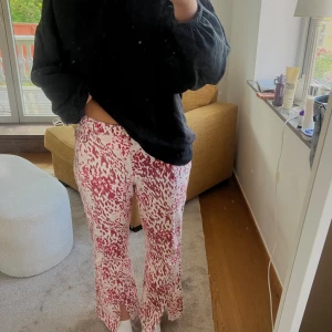 Leopard jeans  - Leopard jeans från en butik i Spanien 