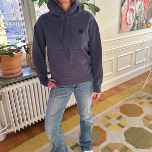 Acne Studios hoddie - Super najs hoddie! Använd fåtal gånger då jag har två lika dana💗