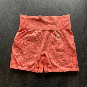 Gymshark shorts - 399kr nypris. Säljer då det blivit lite väl små.