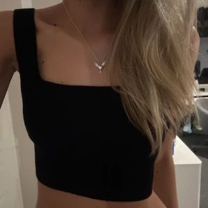 Topp - Superfin topp från ginatricot! Skriv för fler bilder! 💗