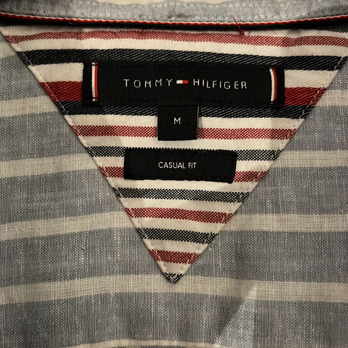 Tommy Hilfiger linneskjorta stl M - 90