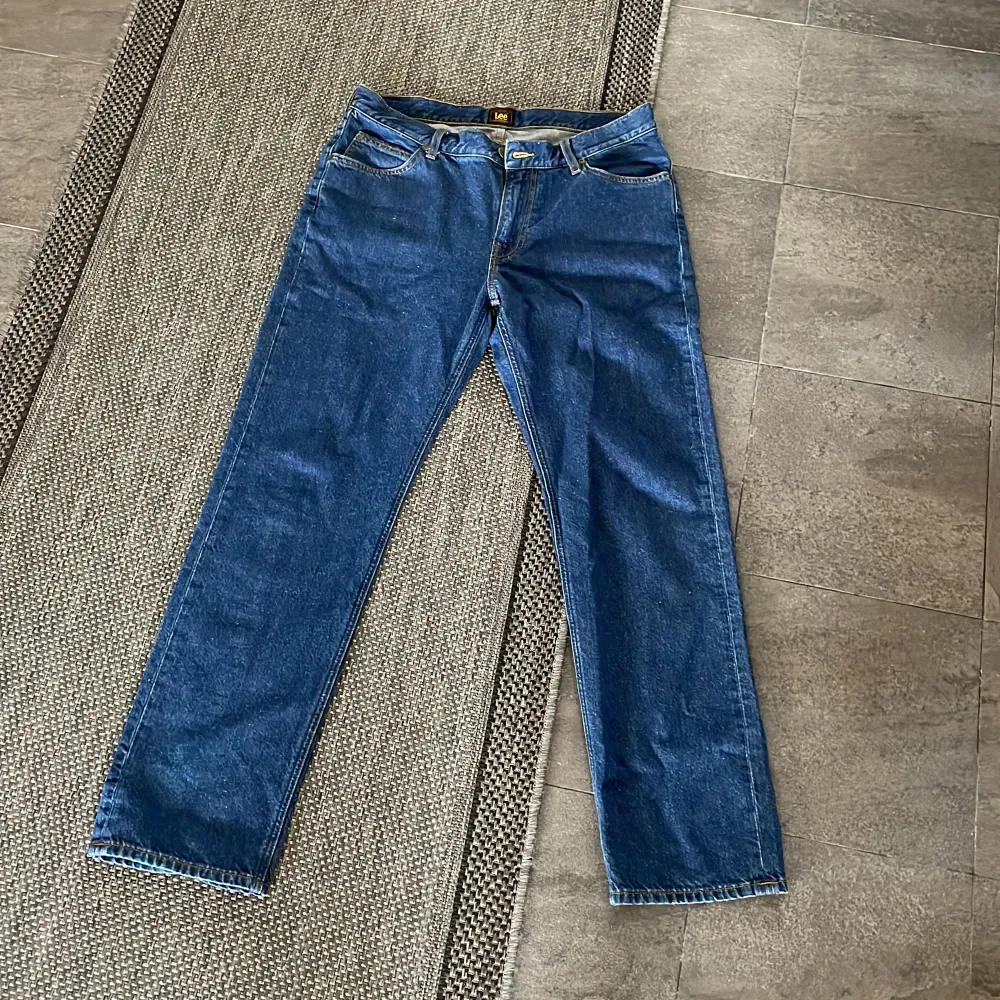 Sprillans nya Lee jeans, aldrig använda.  W34 L32. Jeans & Byxor.