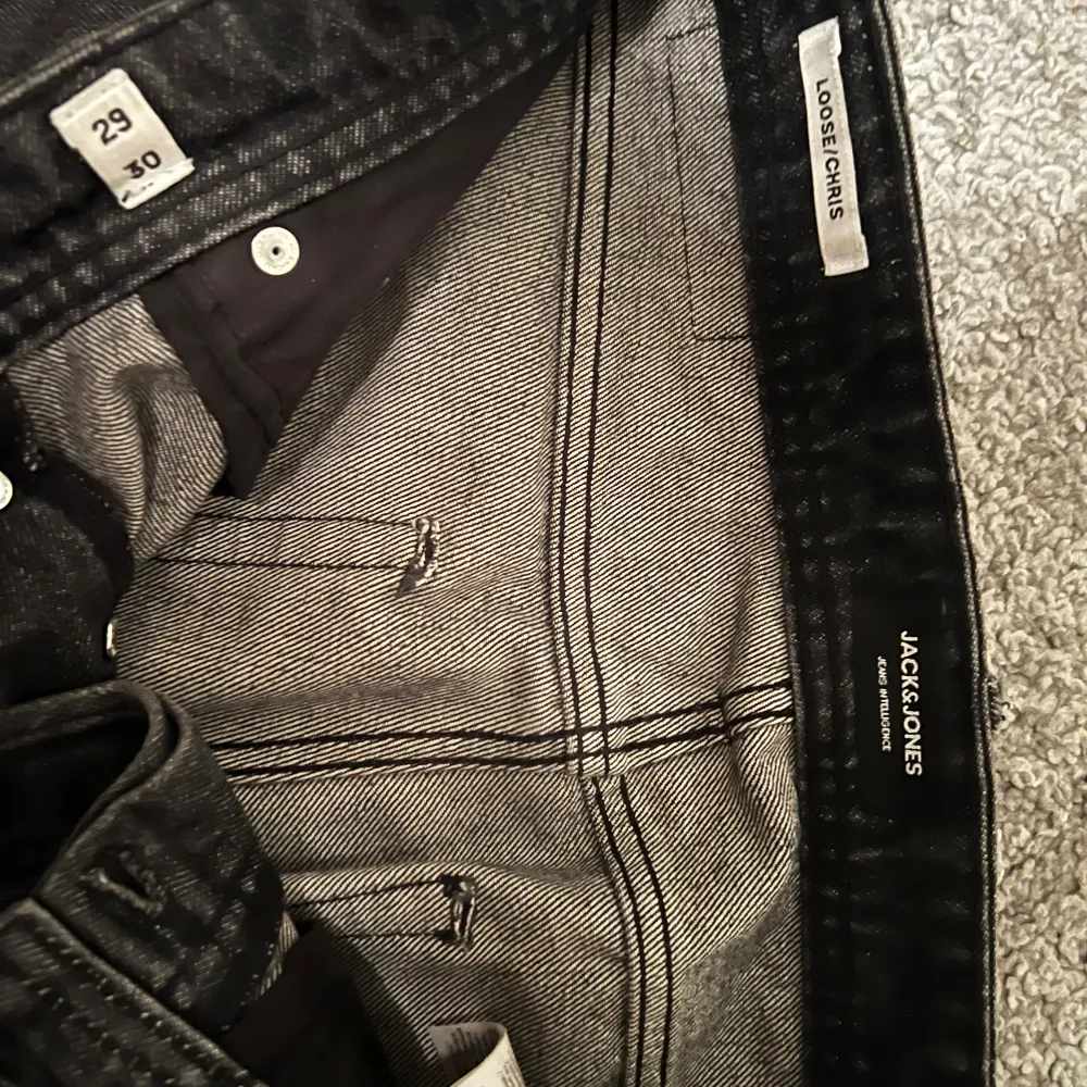 Svarta Jeans från Jack & Jones  Skick 10/10 29/30. Jeans & Byxor.