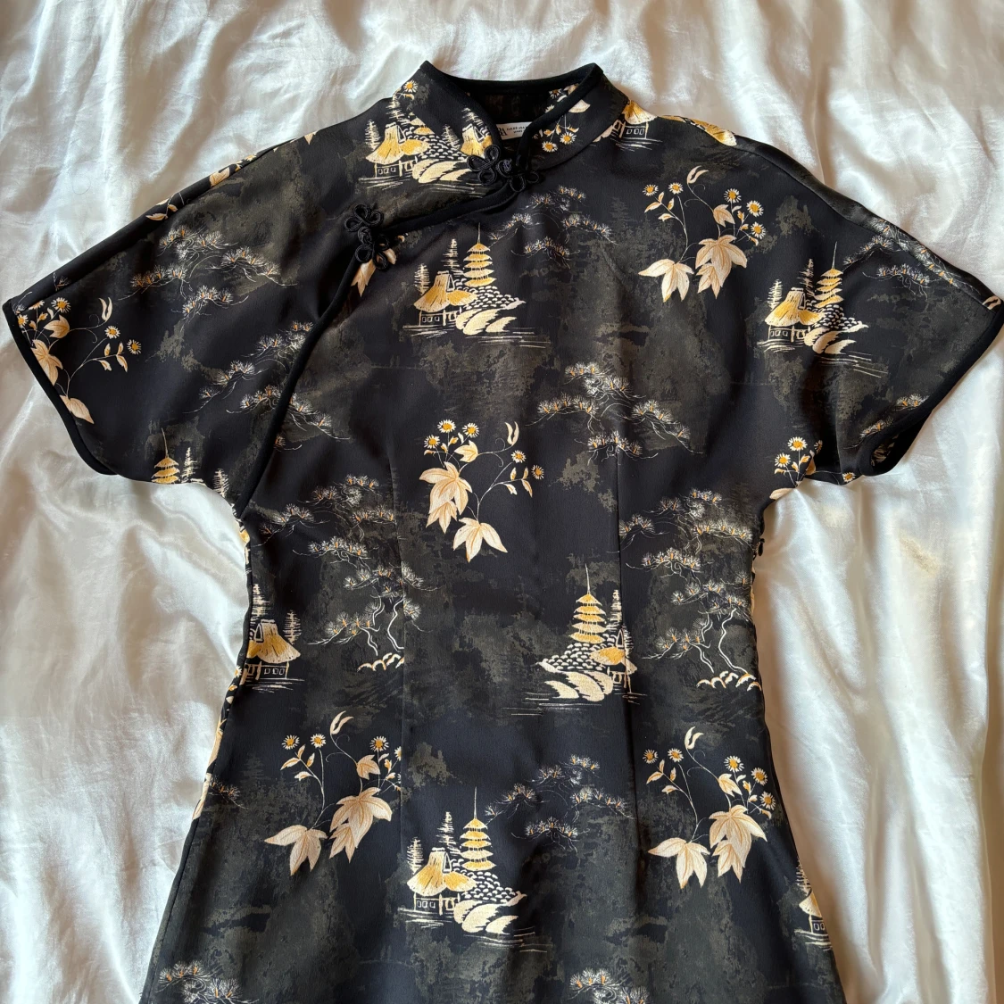 Kimono inspirerad klänning