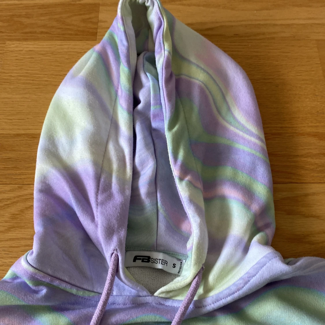 Färgglad hoodie - 90