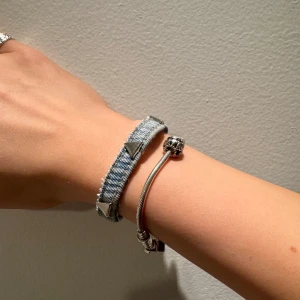 Jeansarmband #10 - Jeansarmband av återvunnet tyg 🩷