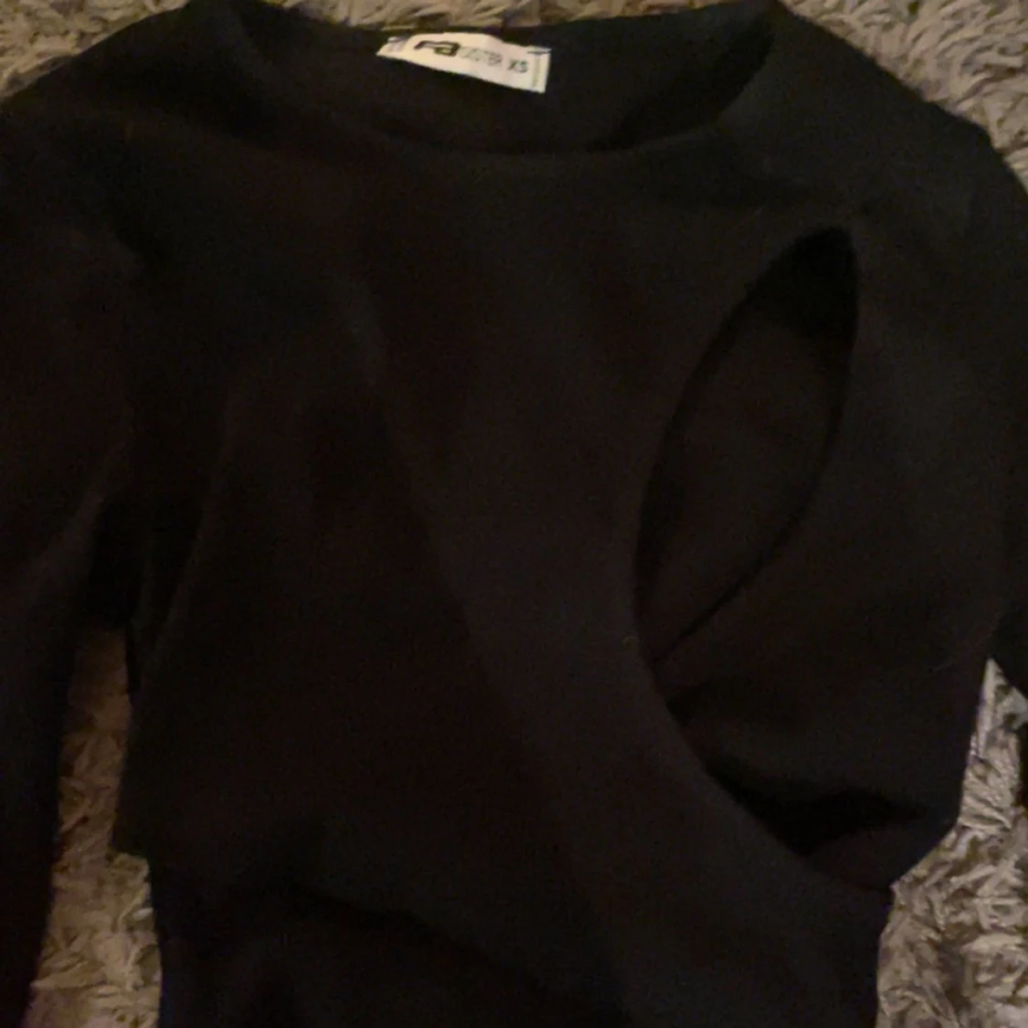 SVART TRÖJA - 90