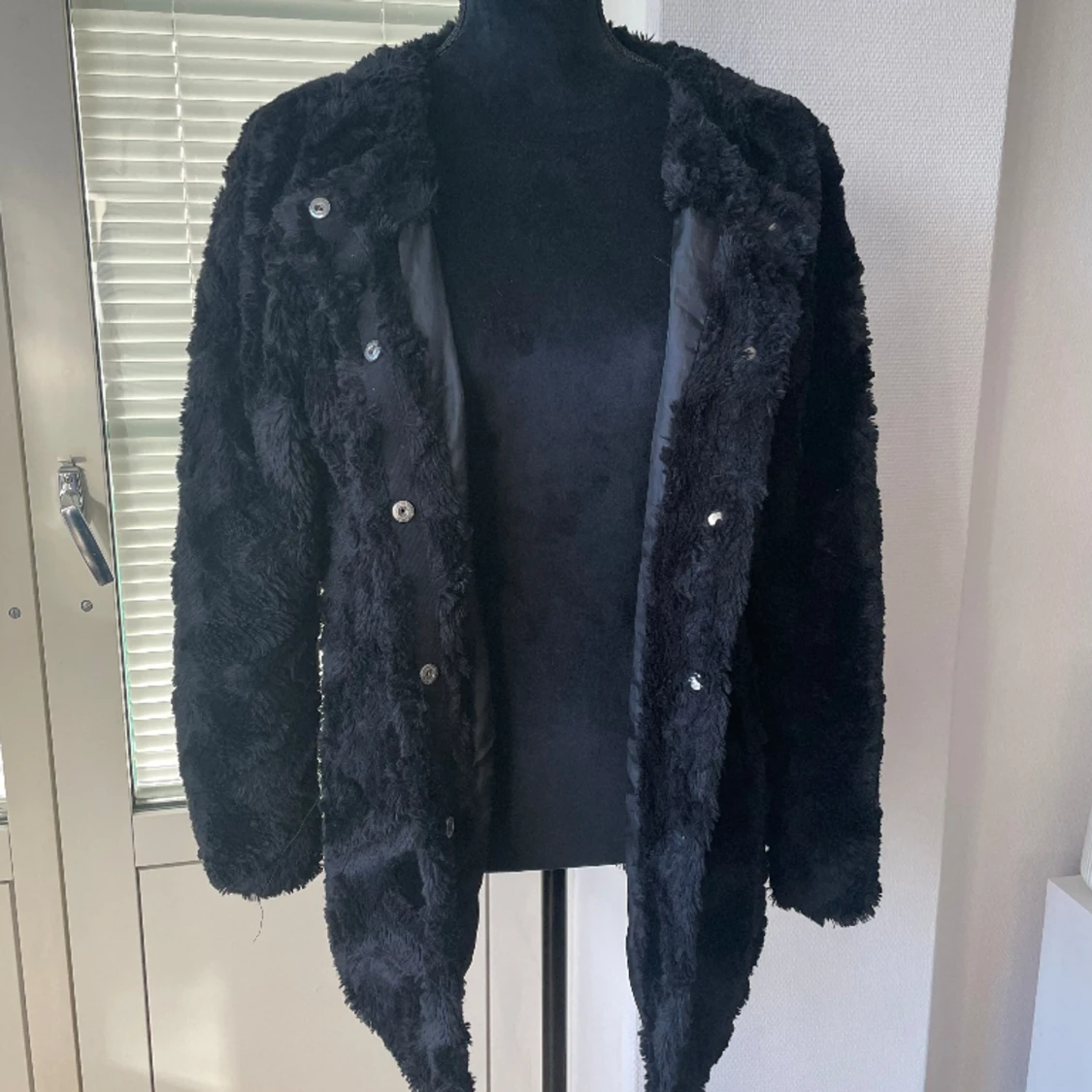Svart pälsjacka från Veromoda strl L - 90