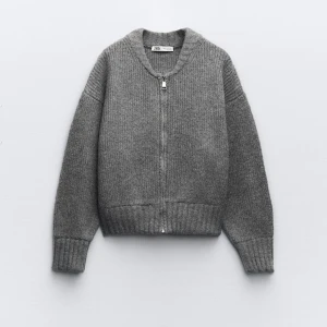 Kofta från Zara - Storlek M, aldrig använd 