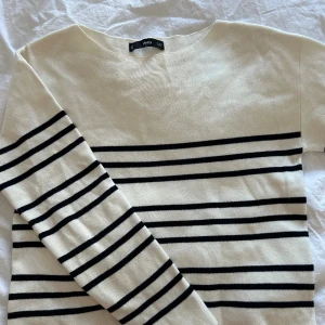 Finstickad tröja - Fin och i bra skick, använd ett fåtal gånger!