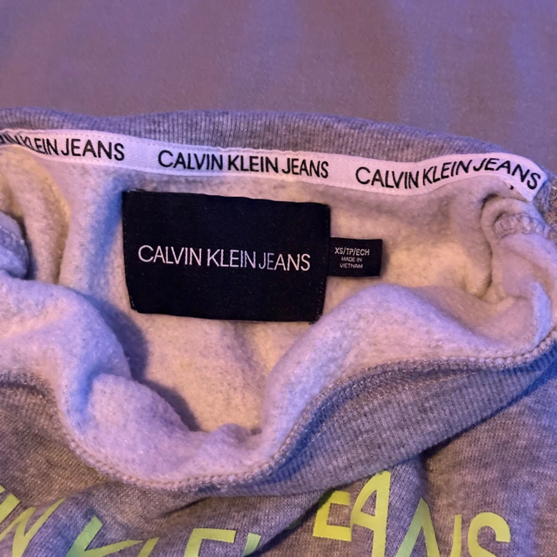 Calvin Klein sweatshirt  - 90