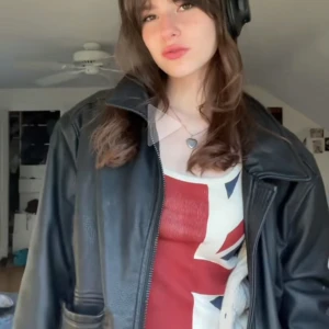 Croppped linne - Knappt användt då jag har två stycken onesize men passar XS-S