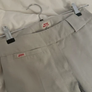 MISS SIXTY byxor - Grå miss sixty byxor. Står ingen storlek men skulle säga att de är xs/liten s. 