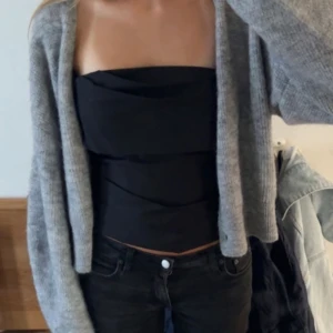 Kofta - Superfin kofta från Lindex, bra skick. Perfekt till våren!