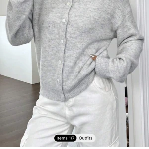 Stickad kofta - Använd en gång 