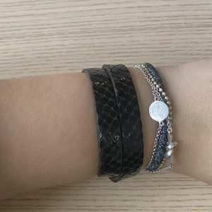 Läderarmband syster p  - Fint läderarmband med silverdetalj från syster p 