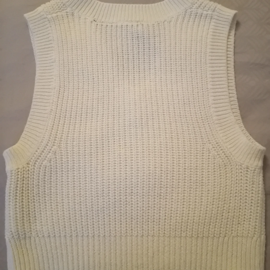 Stickad väst - 90