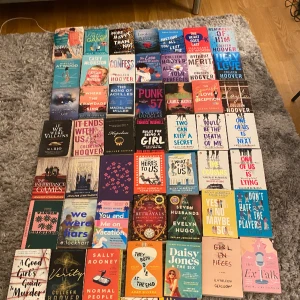 Böcker  - Hej jag säljer av alla mina böcker eftersom jag inte läser längre och de tar onödig plats!    Skriv till mig om du har en fråga  Pris kommer inte att sänkas just pågrund av att alla böcker kostar ordinarie pris 85-225kr.  52 böcker   0/52 sålda