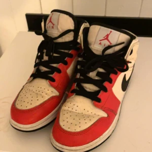 Jordan 3:51 mid GS Dunk - Jordan 3:51 Mids lite smutsiga och lite smutsiga men går att tvättas bort