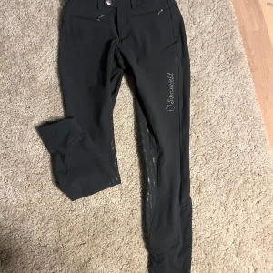 Samshield ridbyxor  - Gråa Samshield ridbyxor i jättebra skick!