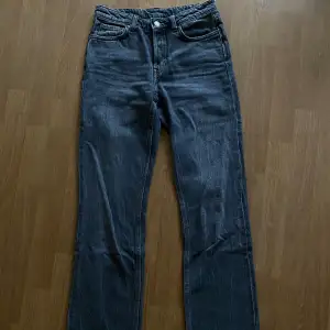 Weekday jeans, Pin, storlek 25/32