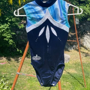 Gymnastik dräkt - Fin gymnastik, kontakta vid frågor ❤️